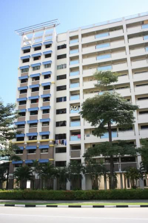 664 WOODLANDS RING ROAD photo 6
