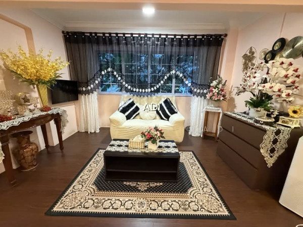 635 WOODLANDS RING ROAD photo 3