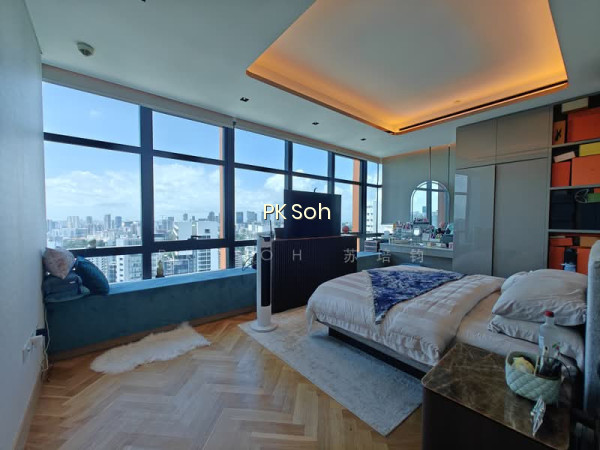 THE RITZ-CARLTON RESIDENCES photo 4