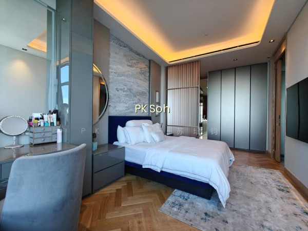 THE RITZ-CARLTON RESIDENCES photo 5