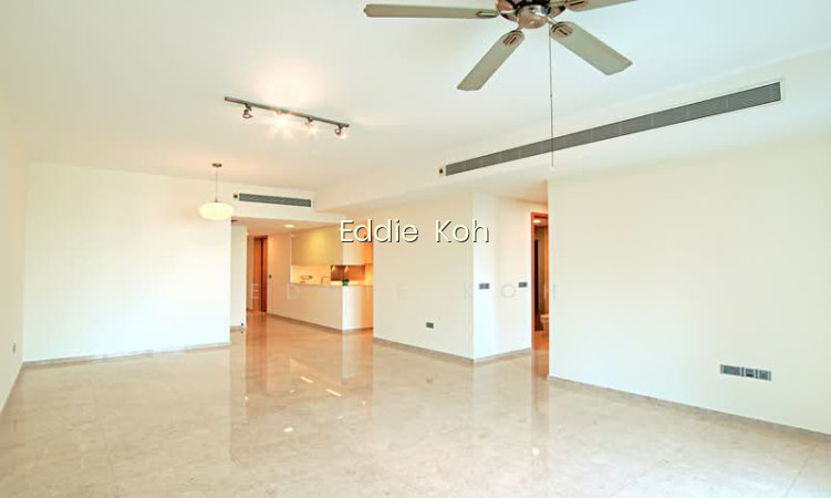MARINA BAY SUITES 8