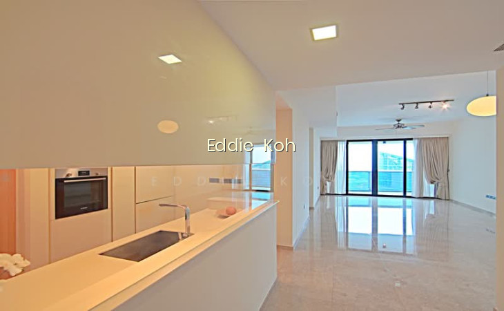 MARINA BAY SUITES 10