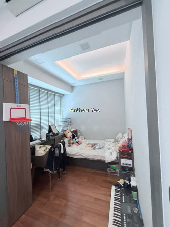 SUITES AT ORCHARD 7