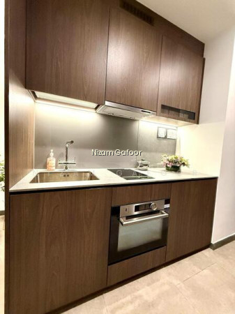 MIDTOWN MODERN 7