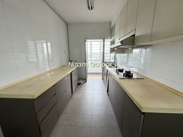 SHERWOOD TOWERS photo 5