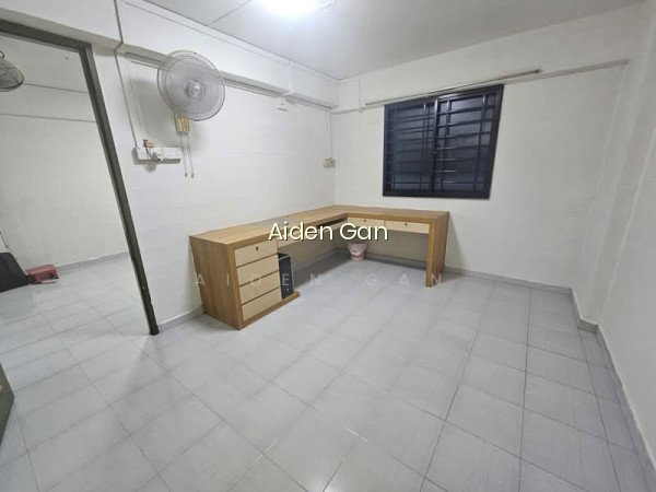 233 LORONG 8 TOA PAYOH photo 2