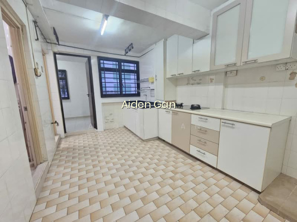 233 LORONG 8 TOA PAYOH photo 6