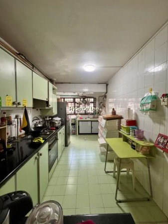 22 EUNOS CRESCENT photo 2