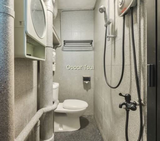 81 COMMONWEALTH CLOSE photo 3