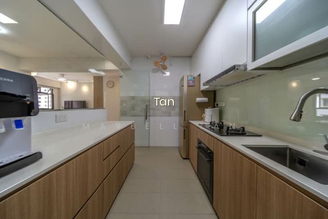 111B ALKAFF CRESCENT photo 3