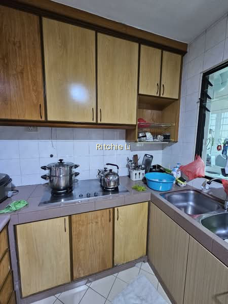 111 RIVERVALE WALK image 1 of 5