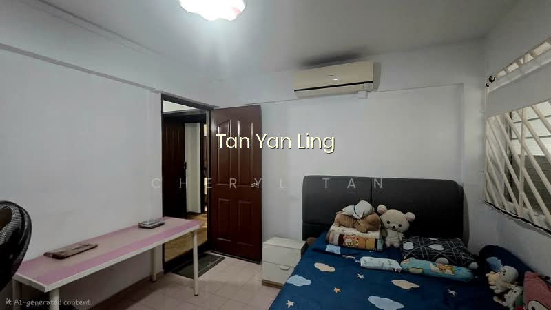 215 SERANGOON AVENUE 4 photo 6