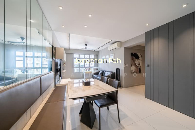 95C HENDERSON ROAD photo 2