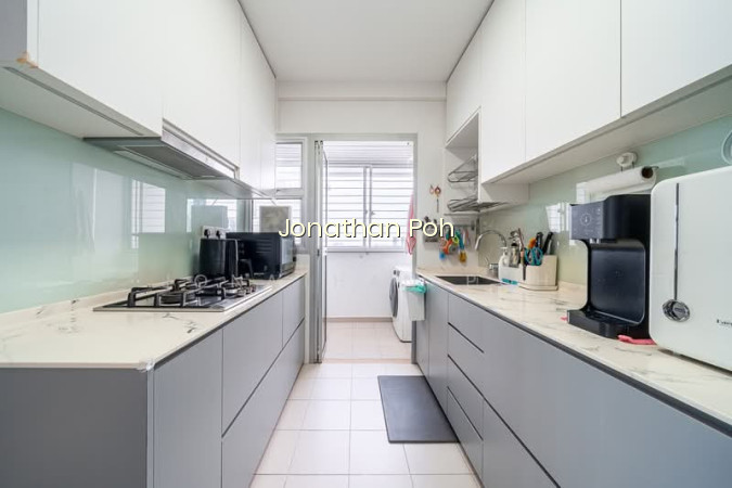 95C HENDERSON ROAD photo 6