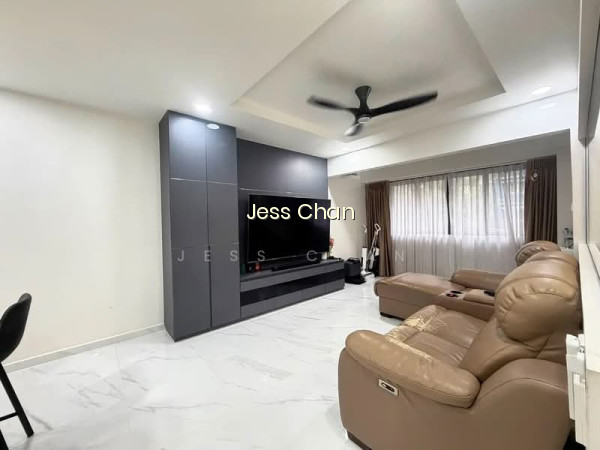 325 SEMBAWANG CRESCENT photo 5