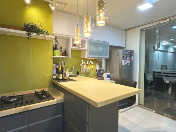 477 TAMPINES STREET 43 photo 6
