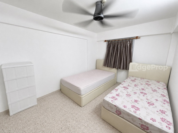 243 JURONG EAST STREET 24 photo 4