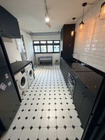 316 HOUGANG AVENUE 7 photo 2