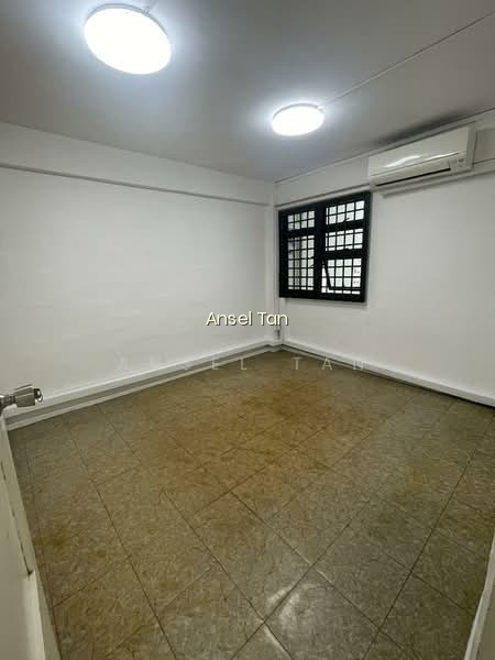 VERY HIGH FLOOR HDB FOR SALE - 9-MIN WALK TO BEDOK MRT! photo 6