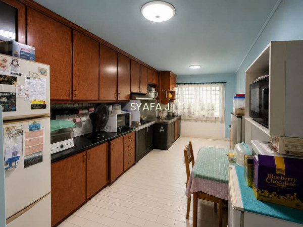 108 WOODLANDS STREET 13