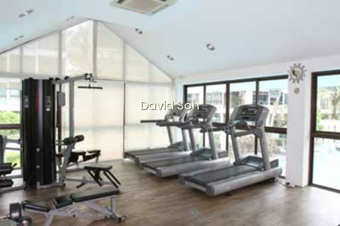 VARSITY PARK CONDOMINIUM photo 6