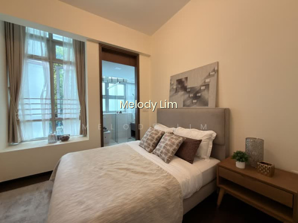 RESIDENCES @ EMERALD HILL photo 5