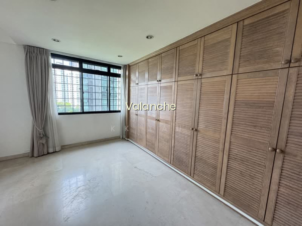 ST THOMAS COURT photo 2