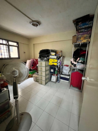 805 KING GEORGE'S AVENUE photo 4