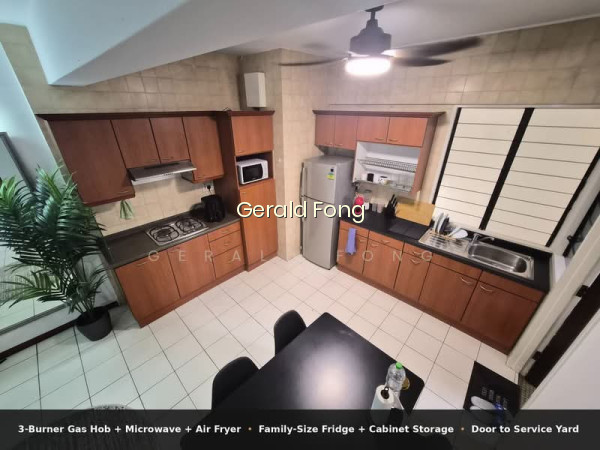RIVERWALK APARTMENTS photo 6