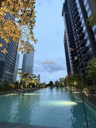 MIDTOWN MODERN 10