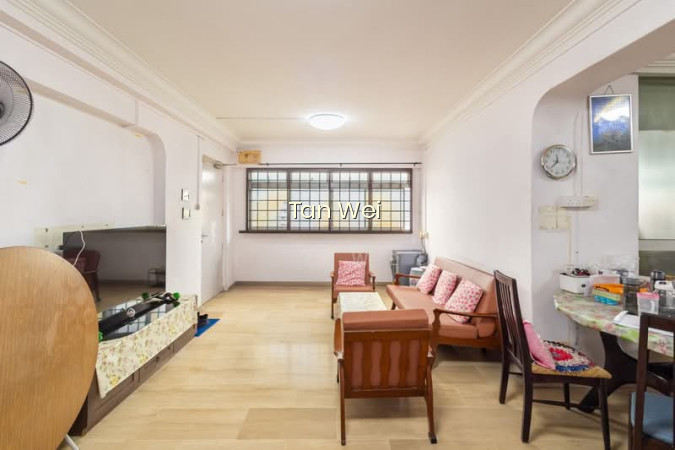 371 TAMPINES STREET 34 photo 2