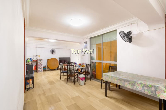 371 TAMPINES STREET 34 photo 5