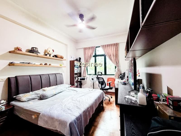 HILLVIEW GREEN 10