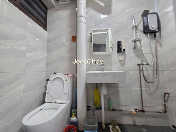 118 TECK WHYE LANE photo 4