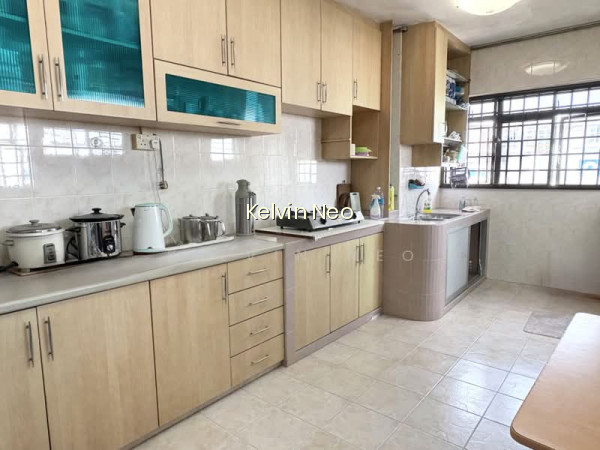 320 HOUGANG AVENUE 5 photo 3