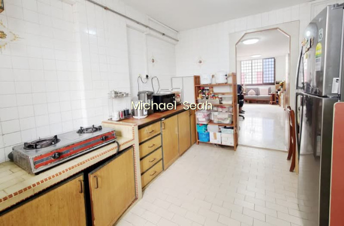 652 HOUGANG AVENUE 8 photo 3