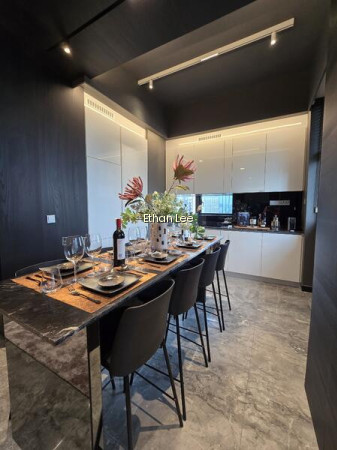 MIDTOWN BAY 7