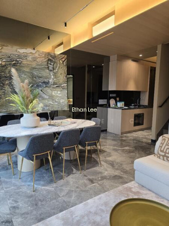 MIDTOWN BAY 9