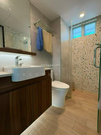 MACKENZIE REGENCY photo 3