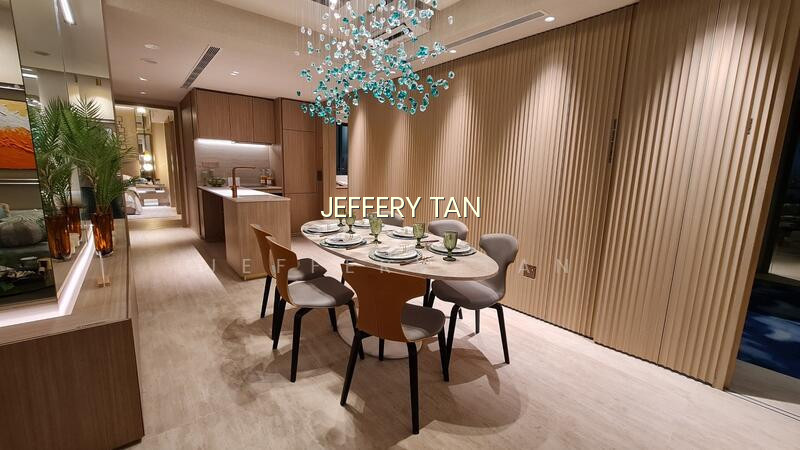 ARINA EAST RESIDENCES 10