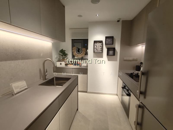 UNION SQUARE RESIDENCES 6