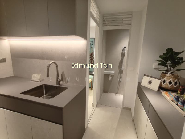 UNION SQUARE RESIDENCES 7