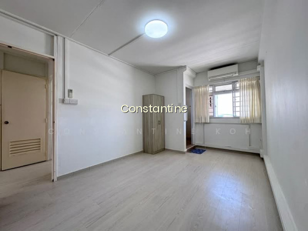 894A TAMPINES STREET 81 photo 3