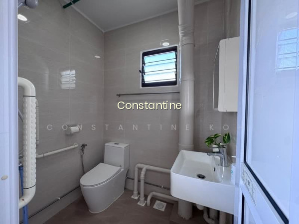 894A TAMPINES STREET 81 photo 4