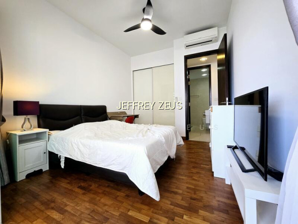 THE ROCHESTER RESIDENCES 8