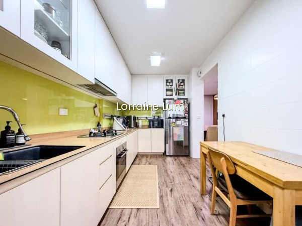546B SEGAR ROAD photo 2