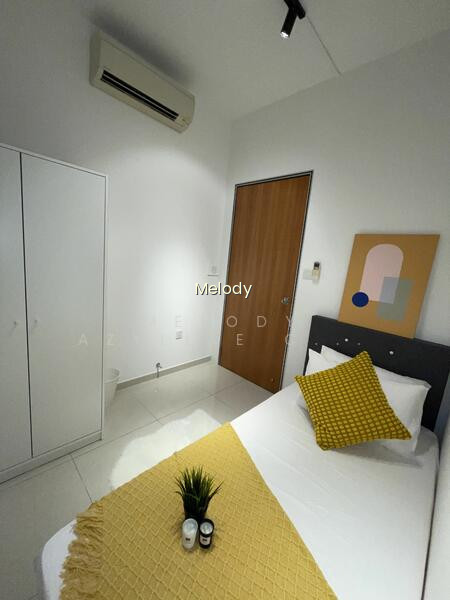 MILTONIA RESIDENCES image 1 of 10