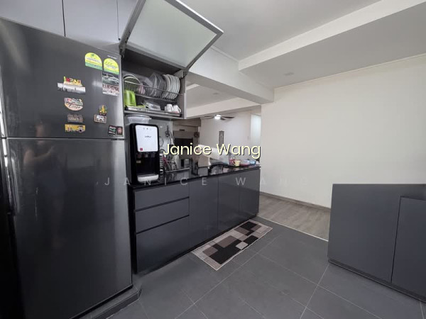 683D WOODLANDS DRIVE 62 photo 6