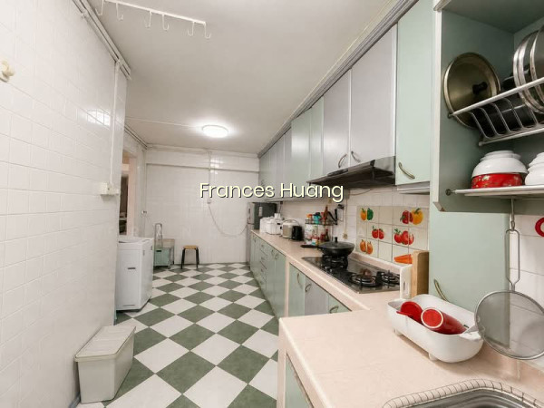 306 HOUGANG AVENUE 5 photo 4