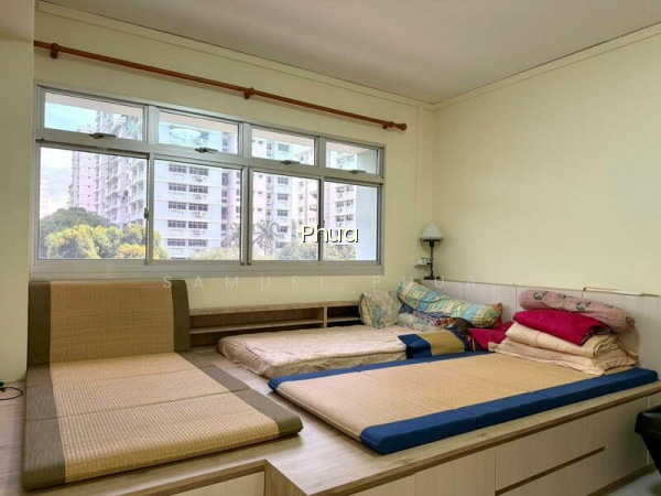 745 PASIR RIS STREET 71 photo 3